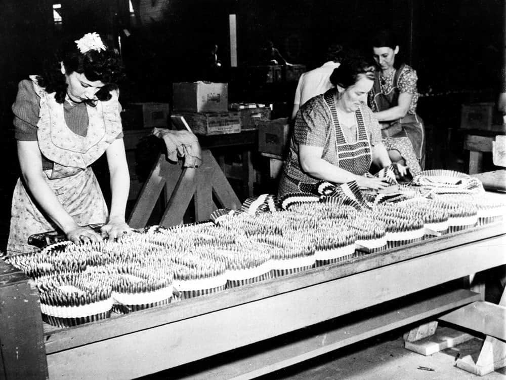 1940s assembly line of women during World War II